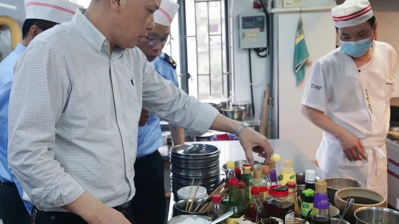 食品OEM代加工：揭秘其背后的优势与价值